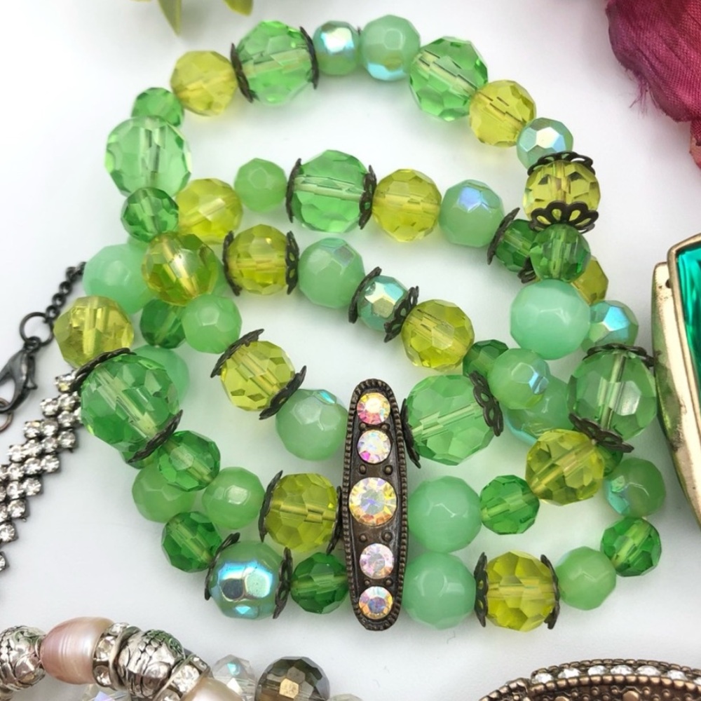 🌸3/$25 Vintage Triple Strand Green Beaded Rhinestone Stretch Bracelet Faceted - Picture 4 of 16
